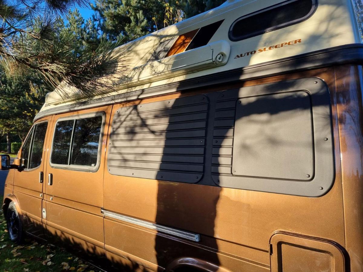 Retro Camper Hire Hotel Dublin Exterior photo