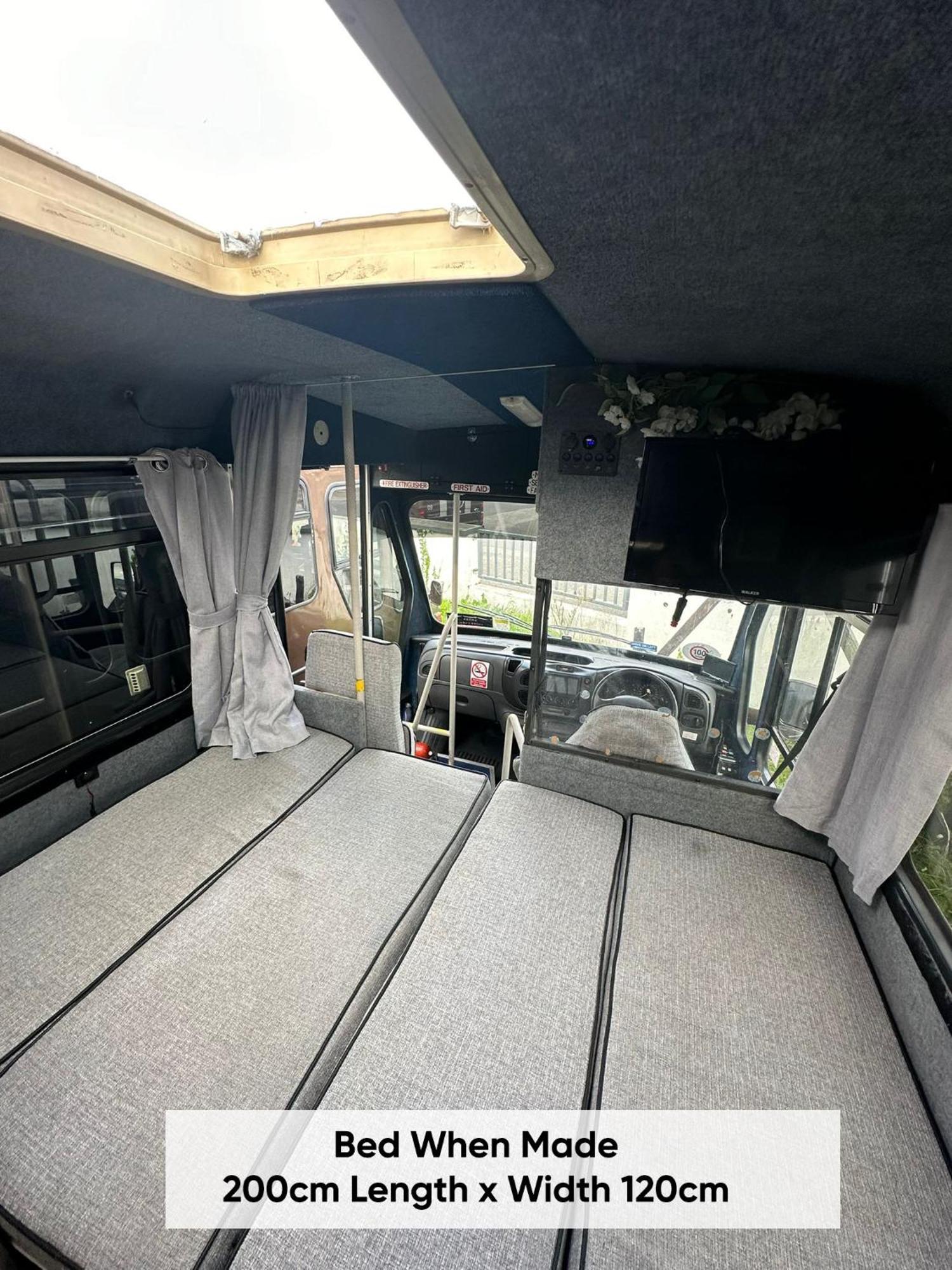 Retro Camper Hire Hotel Dublin Exterior photo