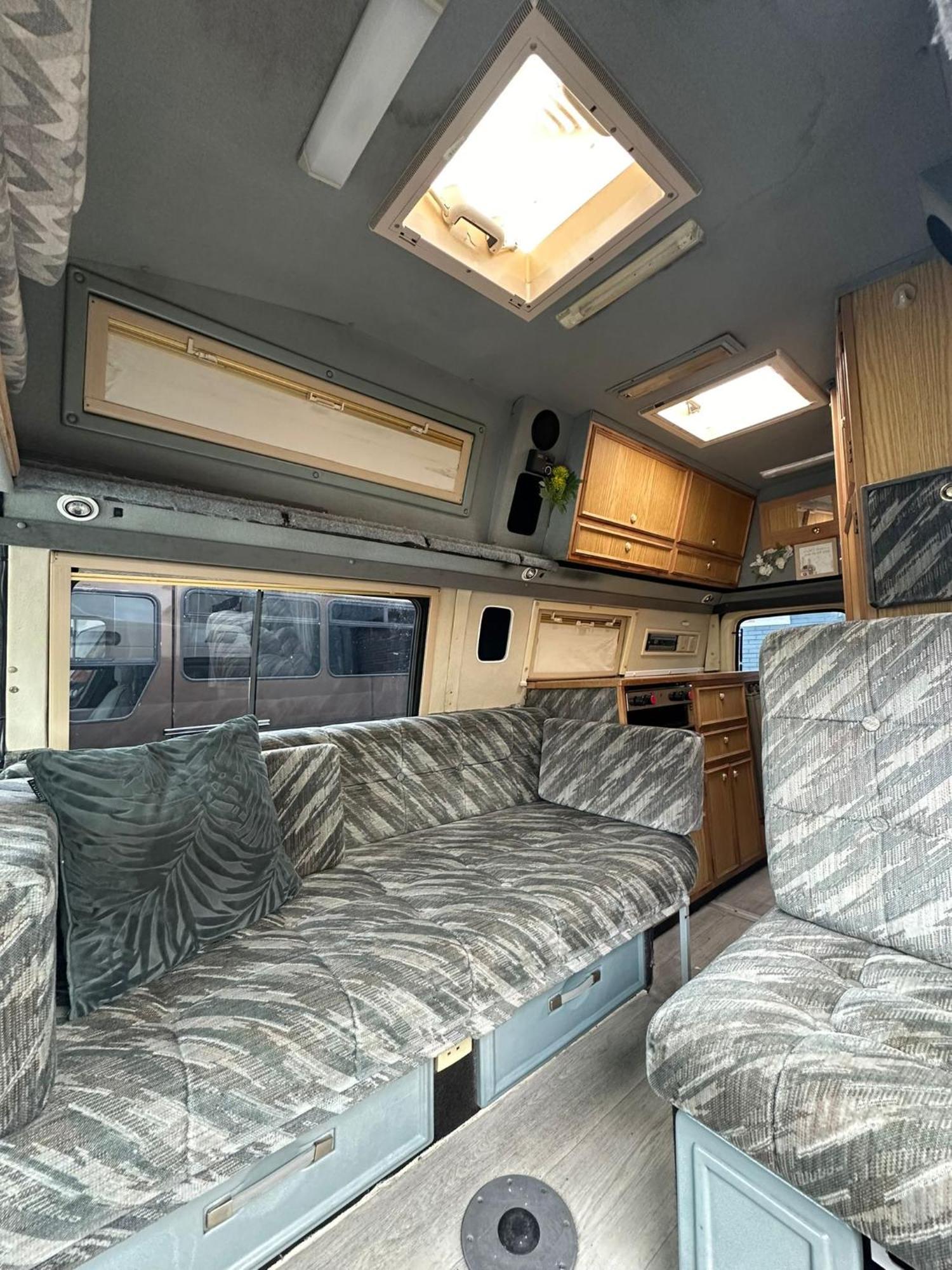 Retro Camper Hire Discover Ireland Dublin Exterior photo